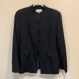Hillary Charles Women’s Black Blazer